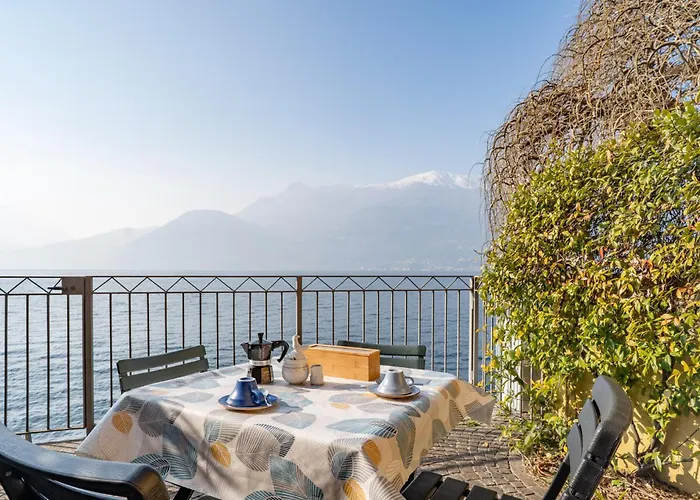 公寓 Il Glicine Sul - Wisteria On The *